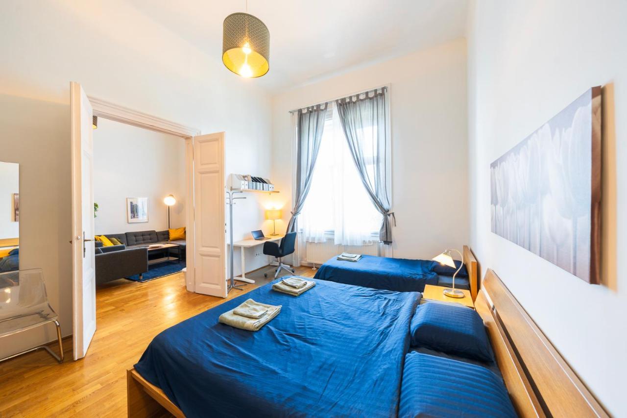 Shining Bright Two Bedroom Apt Next To Andrassy Ave Budapeste Exterior foto